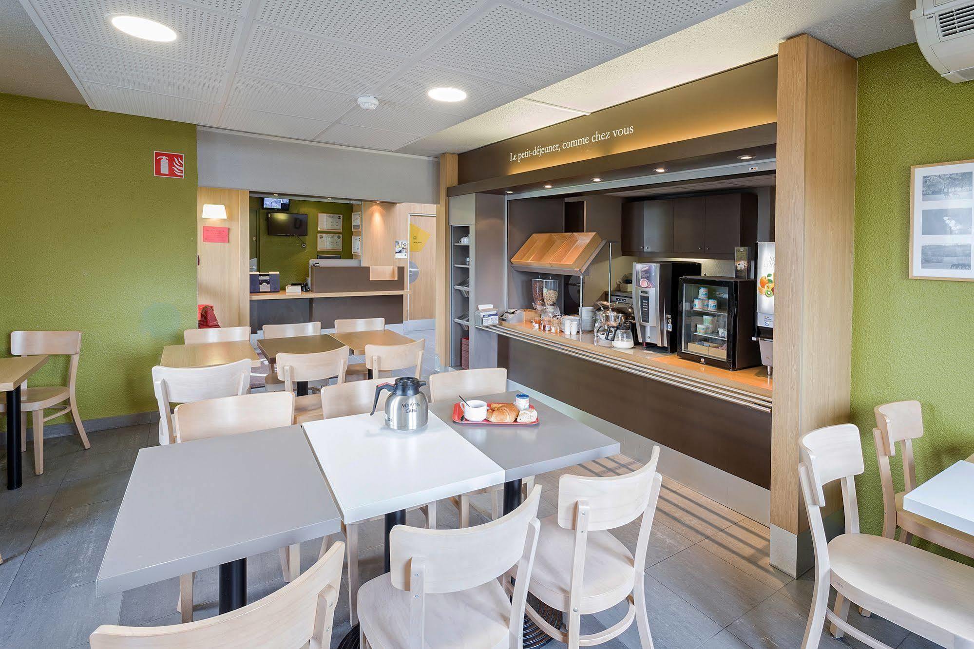 B&B Hotel Colmar Vignobles Ouest Wintzenheim Bagian luar foto